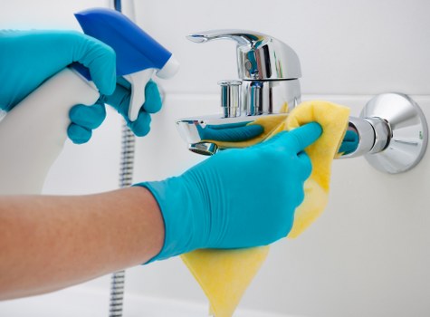 Kitchen deep cleaning in Clapham with focus on grease and surfaces